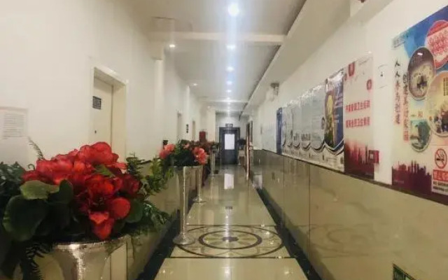 Jingzhouhui Business Hotel (Beijing Jiukeshu Subway Station)