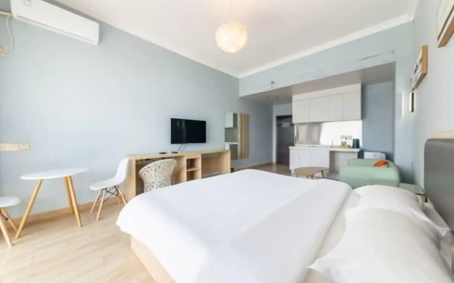 ihouse International Apartment (Qingyuan Shunying Times Square) – Guest Rooms – Qingyuan