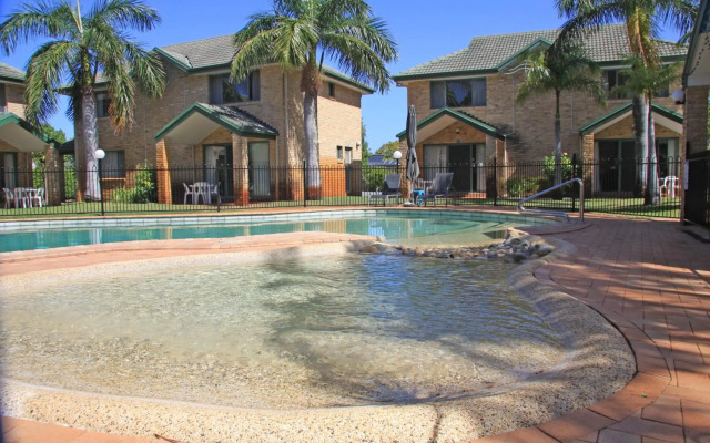Aqua Villa Resort