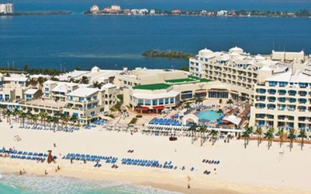 Panama Jack Resorts Cancun All Inclusive, Formerly Gran Caribe