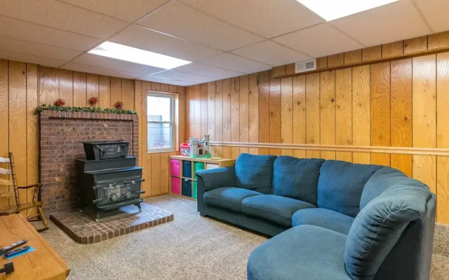 Family Crash Pad near SLC