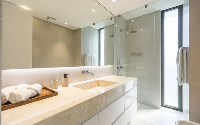 Troia Design Villa by Cadenzalux