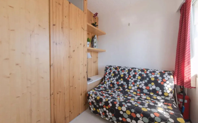 House Mimosa De Haan