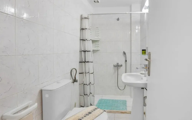 Seafront Apartment in Chania 7