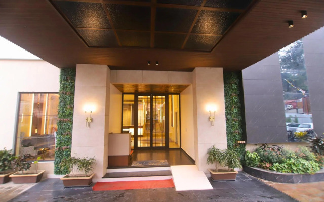 Hotel Vasundhara Palace Rishikesh