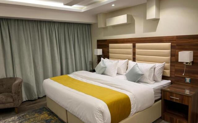 Moments Hotel