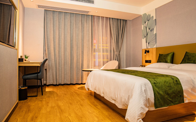GreenTree Express Hotel (Fuyang Oriental Pearl)