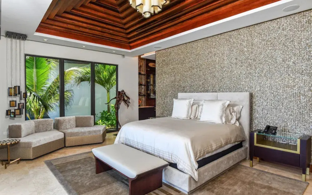 Oceans 8 Villa at the Tryall Club