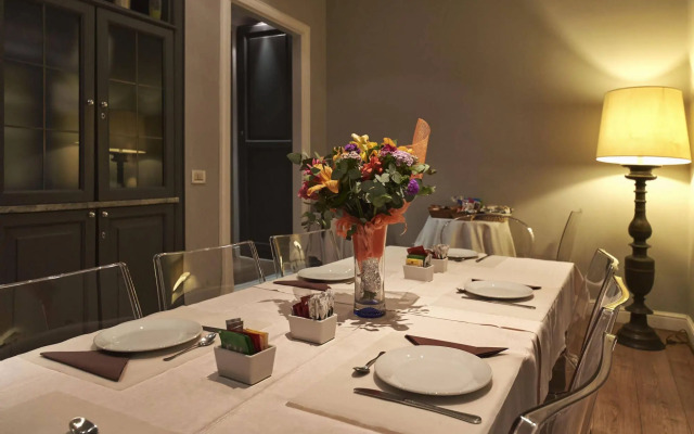 Townhouse Condotti 29