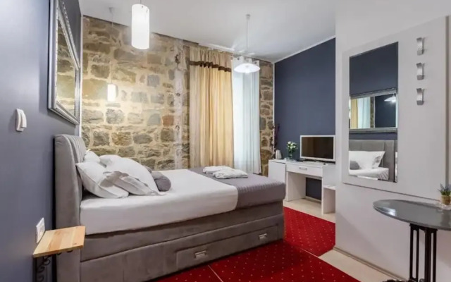 Castle View in Deluxe Room - Hotel Rose Split