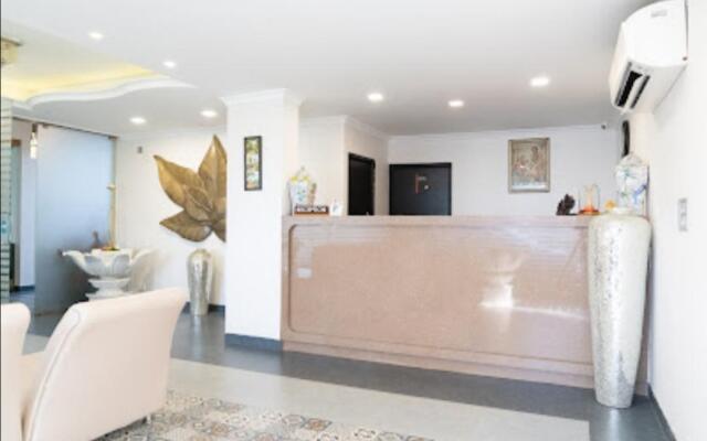 Candolim Suites