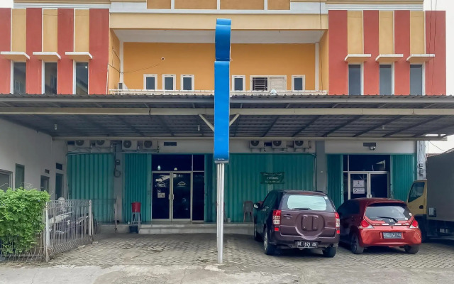 RedDoorz @ Jalan Morotai Lampung