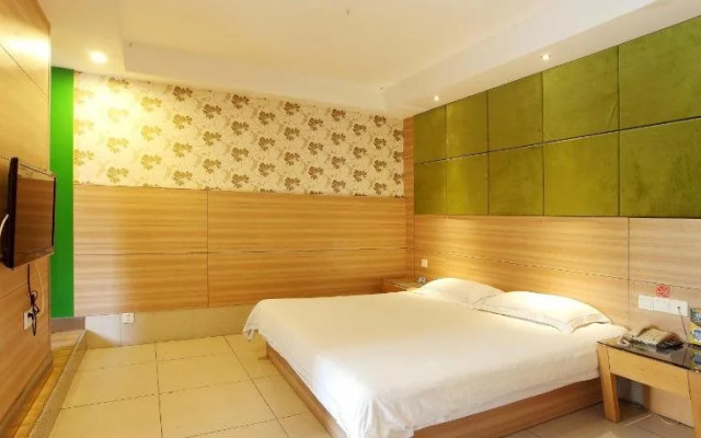 Yunqi Hotel