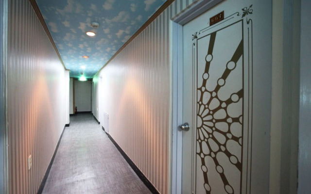Cheongnyangni Dongbu Motel