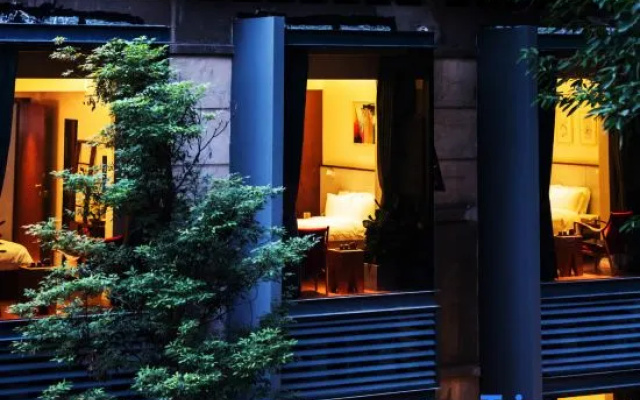 Wuxuan Hotel (Shapingba High-speed Railway Station Chongqing University)