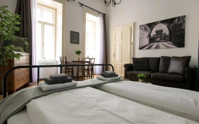 Standard Apartment by Hi5 - Charming Studio (176)
