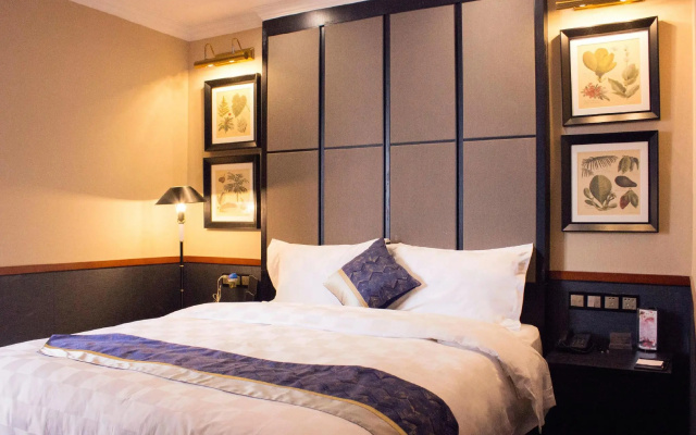 Grand Skylight Hotel KaiMei – Guest Rooms – Nanchang