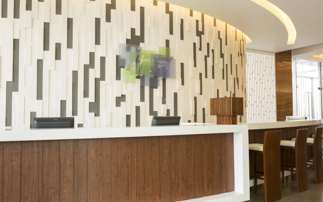 Holiday Inn Express Semarang Simpang Lima by IHG