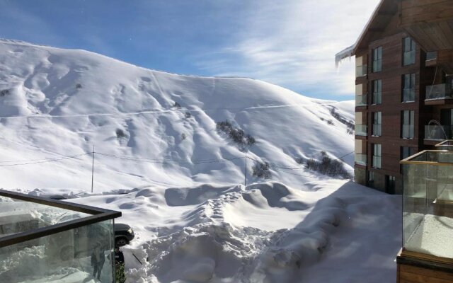 New Gudauri Ski Resort RED-CO