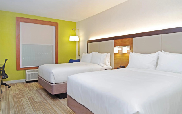 SeaCrest OceanFront Hotel