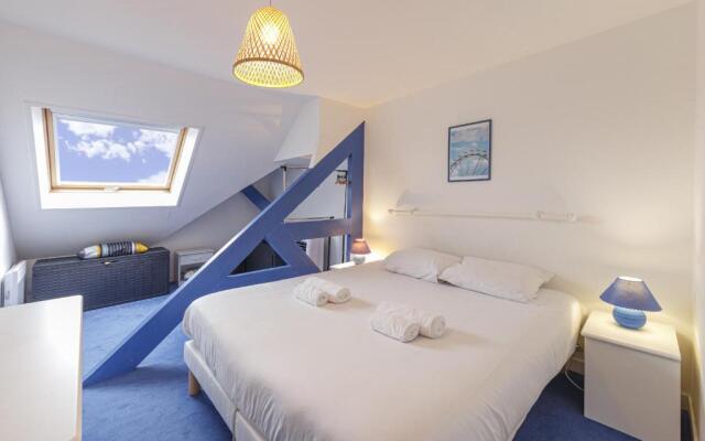 Appartement vue sur le port avec piscine commune