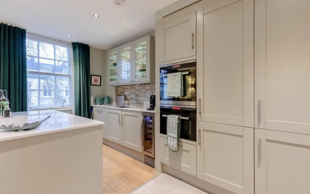 Elegant 1BD Flat in the Heart of Notting Hill!