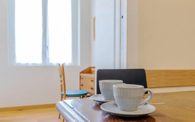 Milan Retreats Magenta