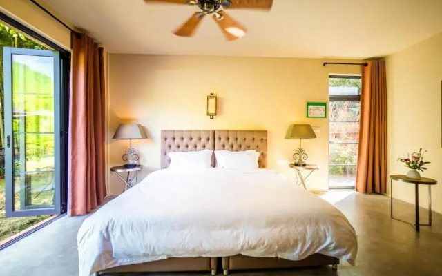 Arcadia Resorts