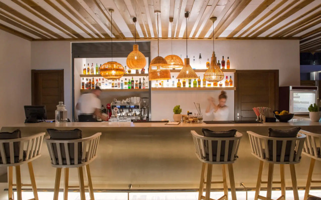 Samian Mare Hotel Suites & Spa