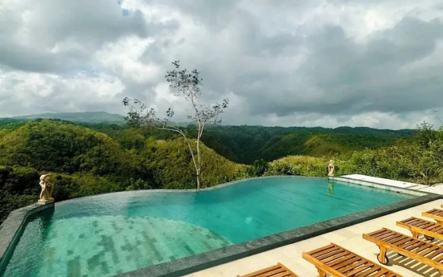 Green Coco Suite