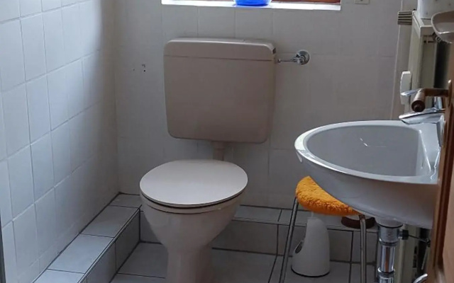 Helle ruhige Zimmer zu vermieten