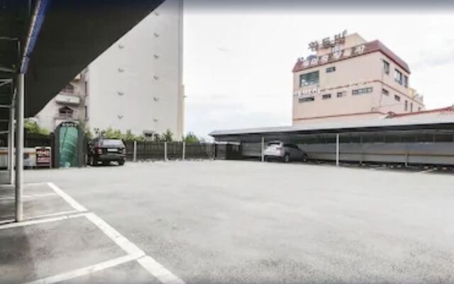 Songjeong 369 Hotel