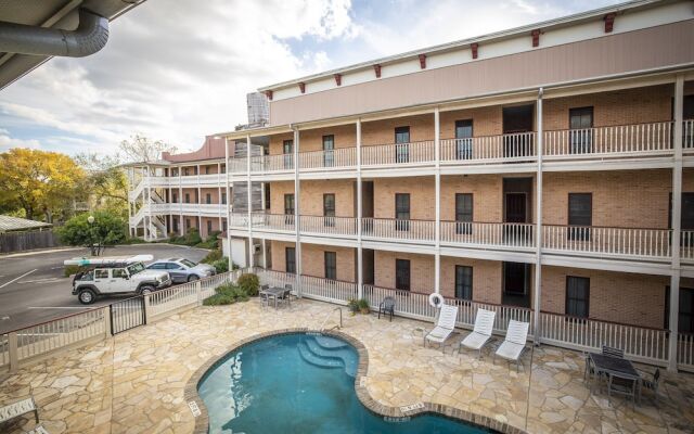 Gruene Getaway 3 Bedroom Condo