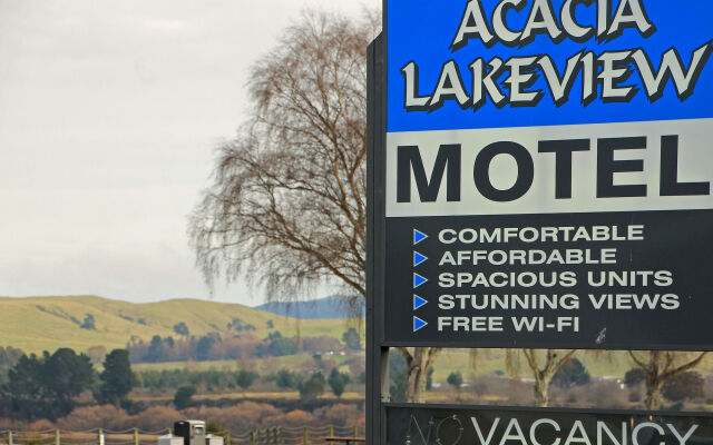 Acacia Lake View Motel