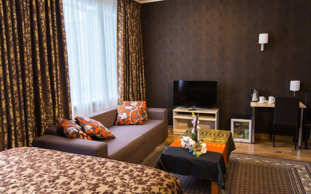 Starest Hotel