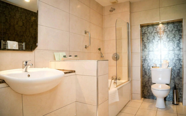 Swinfen Hall Hotel