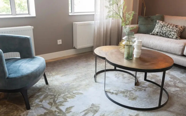 Stylish 2-bedroom Apartment in The Hague