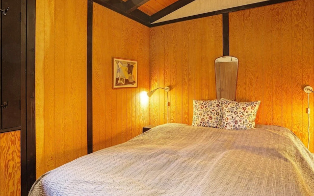 6 Person Holiday Home in Hundested
