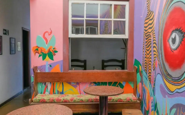 Varanda Hostel e Galeria de Arte