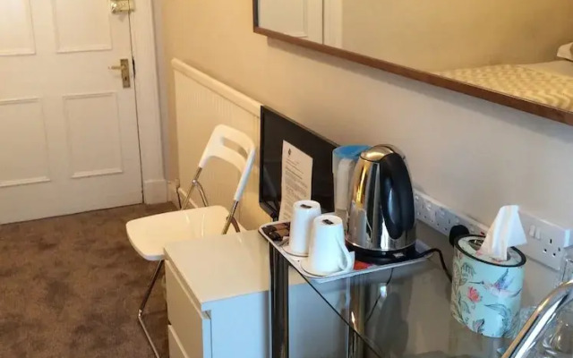 Pitcullen Guest House