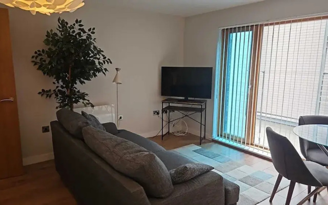 2nd Floor City Apartment