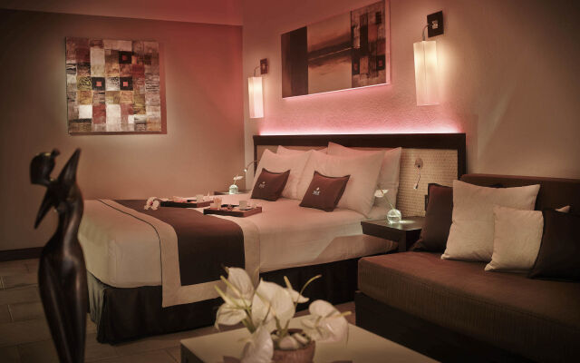 Palm Hotel and Spa