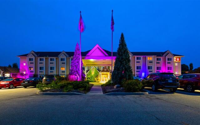 Best Western Plus Woodstock Inn & Suites