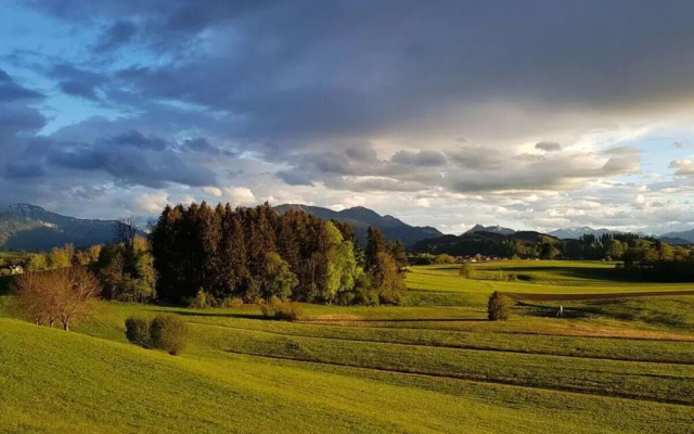 Mountain View Comfortable Holiday Residence