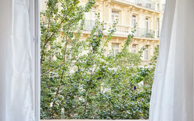 Royal Palace Boutique