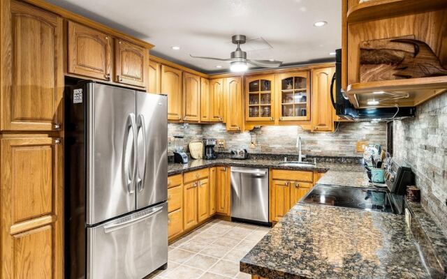 Keauhou Punahele#e-102