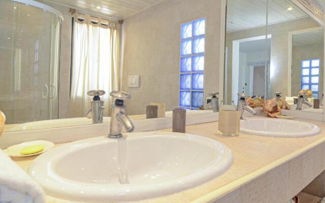 Beach Front Apartment No01