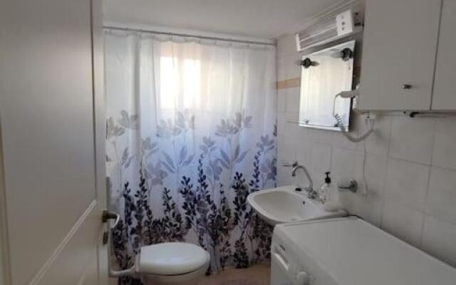 Kostas'House2