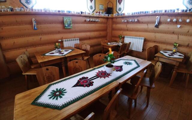 U Hani w pobli?u Gor?cy Potok i Termy