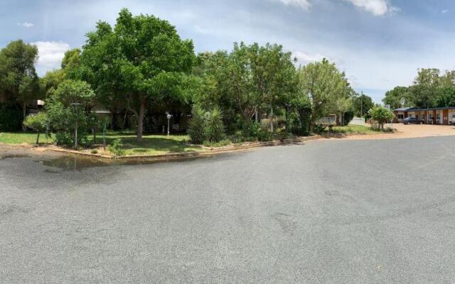 Orana Windmill Motel